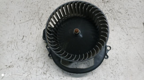 BMW SERIE 1 «F20» BERLINA (2015) TERMICO MOTORINO VENTILAZIONE ABITACOLO USATO Da 2015 in poi [[285191]]