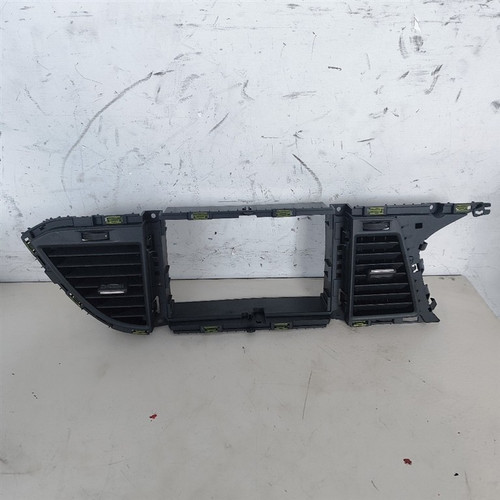 SEAT LEON SC «5F5» (2013) ALLESTIMENTI INTERNI GRIGLIA CONDOTTO ARIA CRUSCOTTO CENTRALE USATO Da 2012 A 2018 [[285349]]