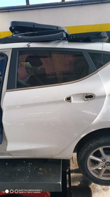 FORD FIESTA «VII» (2017) LAMIERATI ESTERNI PORTA POST. SX. USATO Da 2017 A 2021 [[285670]]
