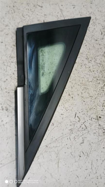 FORD FIESTA «VII» (2017) CRISTALLI CRISTALLO FISSO MONTANTE PARABREZZA DX. USATO Da 2017 A 2021 [[285941]]