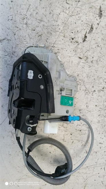 AUDI A3 «8VF» SPORTBACK (2016) LAMIERATI ESTERNI SERRATURA PORTA ANT. SX. USATO Da 2016 A 2017 [[286003]]