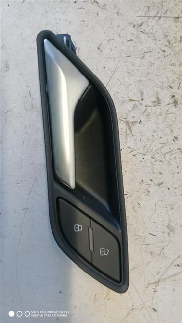 AUDI A3 «8VF» SPORTBACK (2016) ALLESTIMENTI INTERNI MANIGLIA PORTA INT. ANT. SX. USATO Da 2016 A 2017 [[286006]]