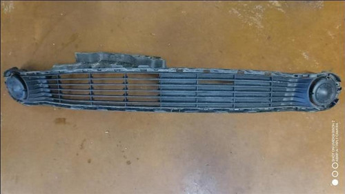 TOYOTA AYGO «II» (2014) LAMIERATI ESTERNI GRIGLIA DI VENTILAZIONE PARAURTI ANT. USATO Da 2014 A 2018 [[286177]]