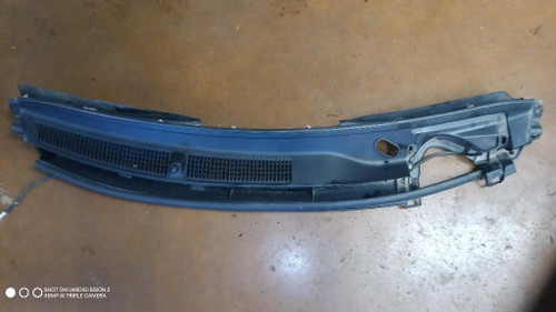 TOYOTA AYGO «II» (2014) LAMIERATI ESTERNI GRIGLIA COPERTURA CUNETTA ACQUA USATO Da 2014 A 2018 [[286178]]