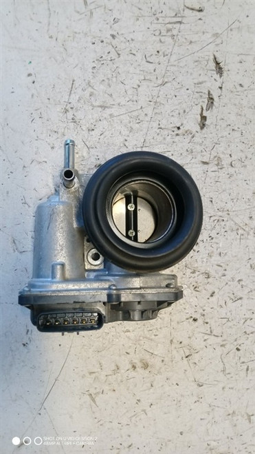 TOYOTA AYGO «II» (2014) SCARICO E INIEZIONE CORPO FARFALLATO USATO Da 2014 A 2018 [[286280]]