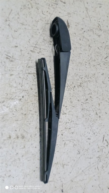 SUZUKI SWIFT «VI» (2017) CRISTALLI BRACCIO TERGILUNOTTO USATO Da 2020 in poi [[286378]]