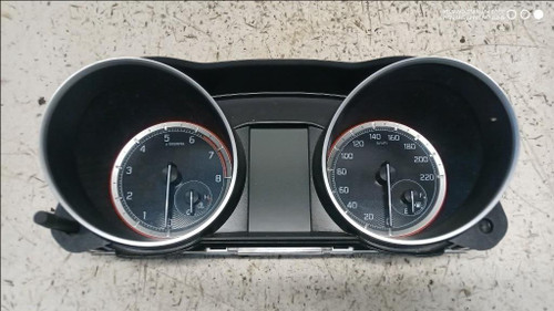 SUZUKI SWIFT «VI» (2017) ALLESTIMENTI INTERNI QUADRO STRUMENTI USATO Da 2020 in poi [[286398]]