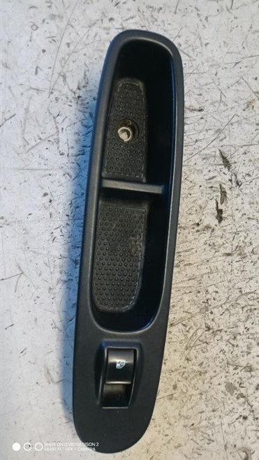 LANCIA YPSILON «III» (2011) IMPIANTO ELETTRICO INTERRUTTORE ALZACRISTALLI ANT. DX. USATO Da 2011 A 2015 [[286682]]