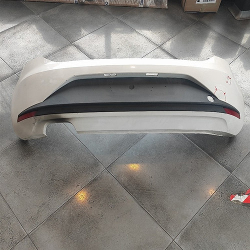 SEAT LEON SC «5F5» (2013) LAMIERATI ESTERNI PARAURTI POST. USATO Da 2012 A 2018 [[287104]]