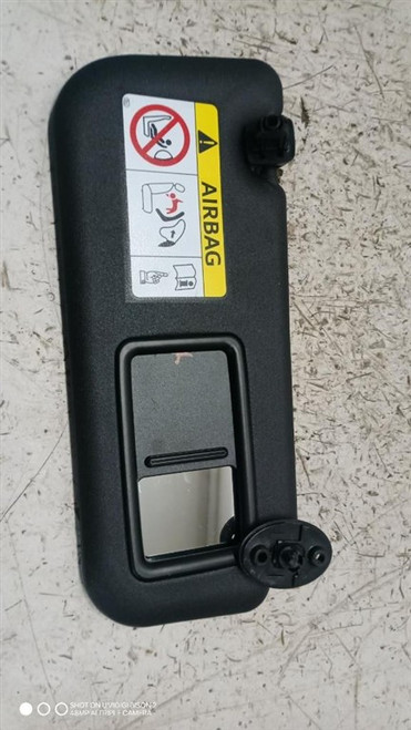 TOYOTA YARIS CROSS (2020) ALLESTIMENTI INTERNI PANNELLO PARASOLE DX. USATO Da 2020 in poi [[287021]]