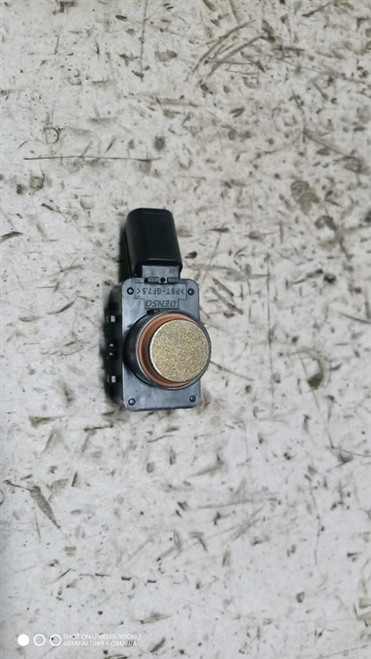 TOYOTA YARIS CROSS (2020) LAMIERATI ESTERNI SENSORE PARCHEGGIO PARAURTI EST. POST. SX. USATO Da 2020 in poi [[287040]]