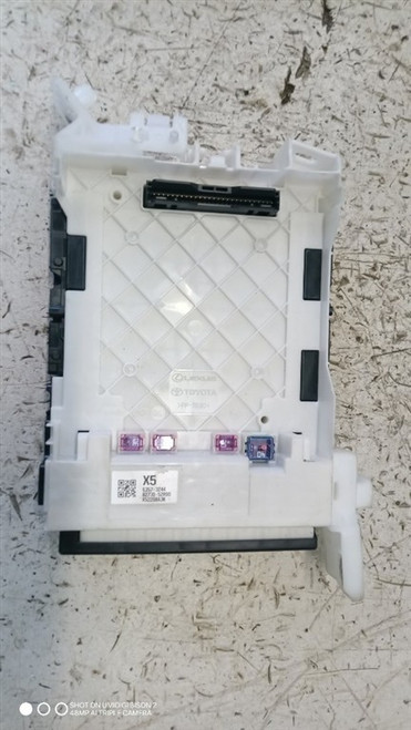 TOYOTA YARIS CROSS (2020) IMPIANTO ELETTRICO SCATOLA PORTAFUSIBILI USATO [[287080]]
