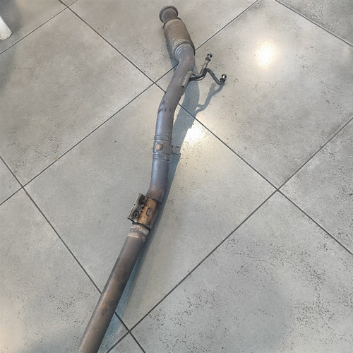 SEAT LEON SC «5F5» (2013) SCARICO E INIEZIONE TUBO MARMITTA ANTERIORE USATO Da 2013 A 2018 [[287120]]