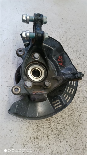 TOYOTA YARIS CROSS (2020) ASSALE FUSELLO RUOTA ANT. DX. USATO Da 2020 in poi [[287141]]