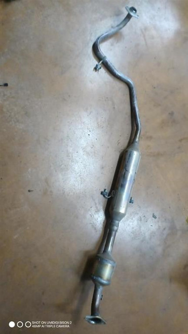 TOYOTA YARIS CROSS (2020) SCARICO E INIEZIONE MARMITTA ANTERIORE/CENTRALE USATO Da 2020 in poi [[287254]]