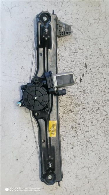 LANCIA YPSILON «III» (2011) LAMIERATI ESTERNI ALZACRISTALLO PORTA ANT. DX. USATO Da 2011 A 2015 [[287377]]