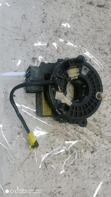 NISSAN MICRA «IV» (2013) STERZO PIASTRA CONTATTO USATO Da 2013 in poi [[287421]]