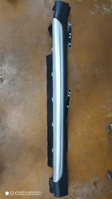 MINI COUNTRYMAN COOPER «F60» (2017) LAMIERATI ESTERNI SPOILER SOTTOPORTA DX. USATO Da 2018 A 2020 [[287561]]