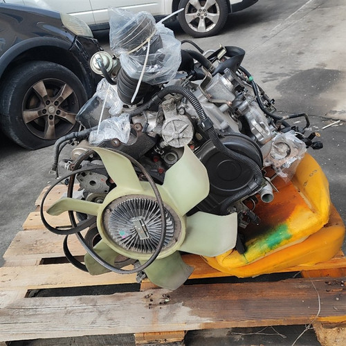 MITSUBISHI L200 «III» (2006) MOTORE MOTORE SEMICOMPLETO USATO Da 2005 A 2009 [[287761]]