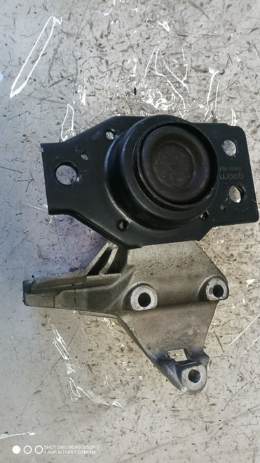NISSAN QASHQAI «I» (2010) MOTORE SUPPORTO GOMMA MOTORE DX. USATO Da 2010 in poi [[287754]]