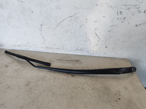 TOYOTA YARIS «V» (2020) CRISTALLI BRACCIO TERGICRISTALLO PARABREZZA DX. USATO Da 2020 in poi [[287975]]