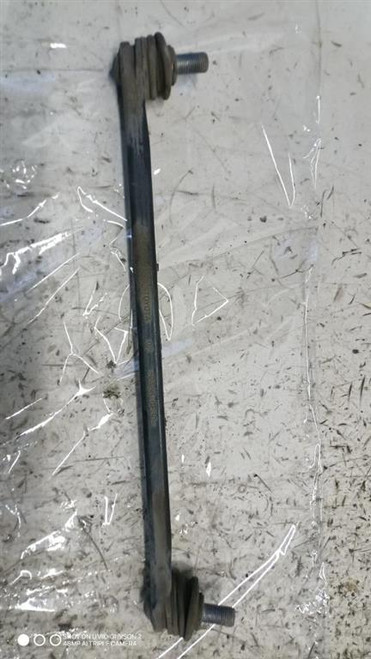 TOYOTA YARIS «V» (2020) ASSALE BIELLETTA STABILIZZATRICE ANT. DX. USATO Da 2020 in poi [[287895]]