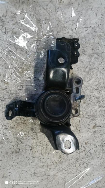 TOYOTA YARIS «V» (2020) MOTORE SUPPORTO GOMMA MOTORE DX. USATO Da 2020 in poi [[287907]]