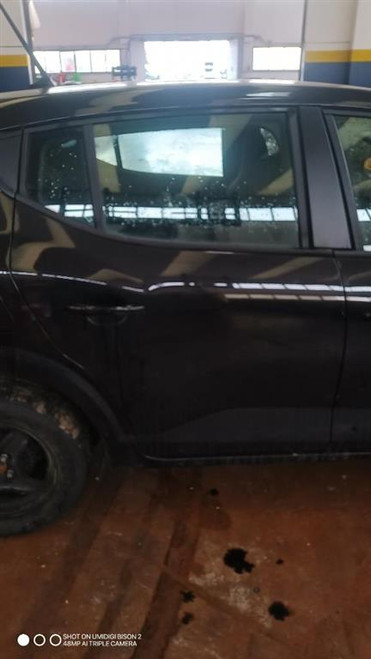 DACIA SANDERO «III» (2020) LAMIERATI ESTERNI PORTA POST. DX. USATO Da 2020 in poi [[288016]]