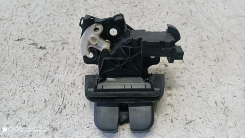 AUDI A3 «8PA» SPORTBACK (2004) LAMIERATI ESTERNI SERRATURA PORTELLO POST. USATO Da 2005 A 2008 [[288391]]