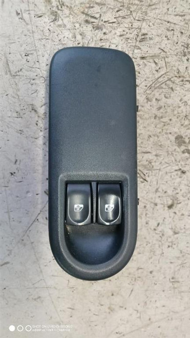 RENAULT CLIO «III» (2006) IMPIANTO ELETTRICO INTERRUTTORE ALZACRISTALLI ANT. SX. USATO Da 2005 A 2014 [[288609]]