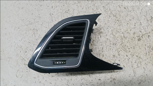 SEAT LEON SC «5F5» (2013) ALLESTIMENTI INTERNI GRIGLIA CONDOTTO ARIA CRUSCOTTO ANT. SX. USATO Da 2013 A 2018 [[288770]]