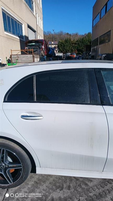 MERCEDES CLASSE A «W177» (2022) LAMIERATI ESTERNI PORTA POST. DX. USATO Da 2022 in poi [[288922]]