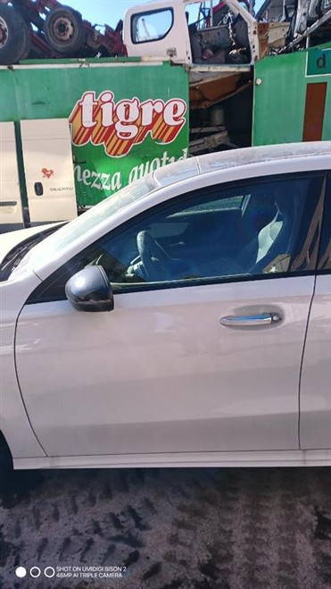 MERCEDES CLASSE A «W177» (2022) LAMIERATI ESTERNI PORTA ANT. SX. USATO Da 2022 in poi [[288919]]