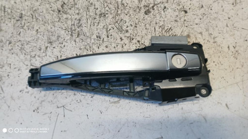 OPEL INSIGNIA «A» (2009) LAMIERATI ESTERNI MANIGLIA PORTA EST. ANT. SX. USATO Da 2009 A 2013 [[289236]]