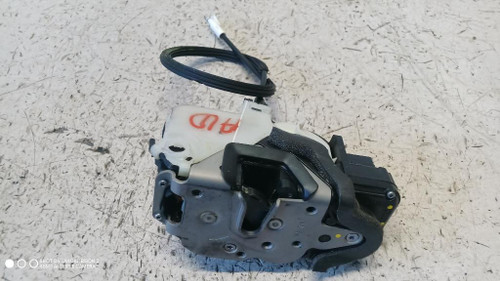 OPEL INSIGNIA «A» (2009) LAMIERATI ESTERNI SERRATURA PORTA ANT. DX. USATO Da 2009 A 2013 [[289239]]