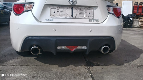 TOYOTA GT 86 (2012) LAMIERATI ESTERNI PARAURTI POST. USATO Da 2012 in poi [[289250]]