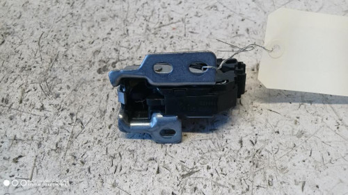 MERCEDES SPRINTER «IV» (2018) LAMIERATI ESTERNI SERRATURA PORTA DI CARICO SUP. POST. DX. USATO Da 2018 in poi [[289428]]