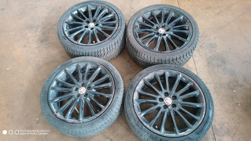 JAGUAR XE (2015) LAMIERATI ESTERNI CERCHIO RUOTA ANT. SX. USATO Da 2015 in poi [[289723]]