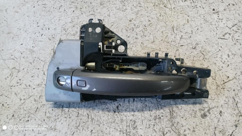 AUDI A4 «8KH» ALLROAD (2012) LAMIERATI ESTERNI MANIGLIA PORTA EST. ANT. SX. USATO Da 2013 A 2016 [[289893]]