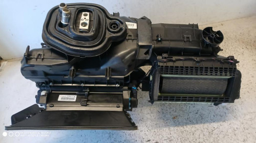 AUDI A3 «8VA» SPORTBACK (2012) TERMICO SCATOLA CONDIZIONATORE USATO [[289874]]