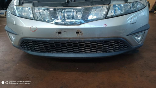 HONDA CIVIC «VIII» (2006) LAMIERATI ESTERNI PARAURTI SUP. ANT. USATO Da 2005 A 2008 [[289922]]