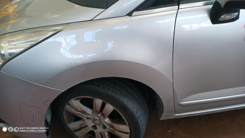 PEUGEOT 5008 «I» (2010) LAMIERATI ESTERNI PARAFANGO ANT. SX. USATO Da 2009 A 2013 [[289948]]