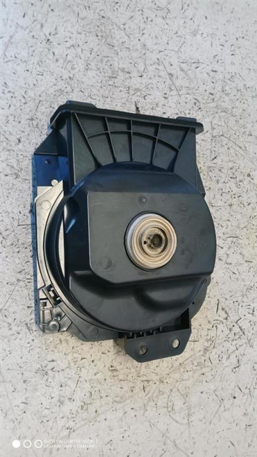 BMW SERIE 1 «F20» BERLINA (2015) IMPIANTO ELETTRICO SUBWOOFER POST. USATO Da 2015 in poi [[290044]]