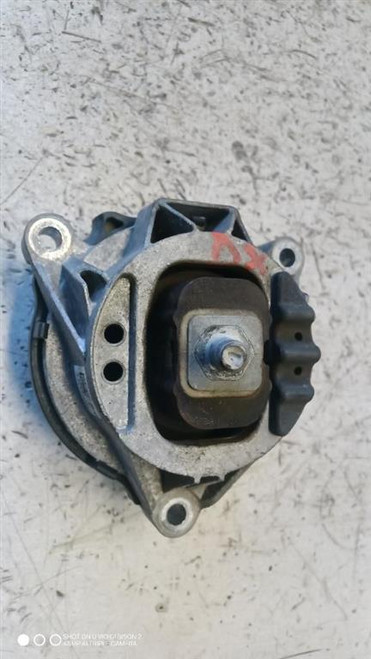 BMW SERIE 1 «F20» BERLINA (2015) MOTORE SUPPORTO GOMMA MOTORE DX. USATO Da 2015 in poi [[290073]]