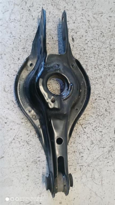 BMW SERIE 1 «F20» BERLINA (2015) ASSALE BRACCIO OSCILLANTE (ANT INF.) POST. SX. USATO Da 2015 in poi [[290089]]