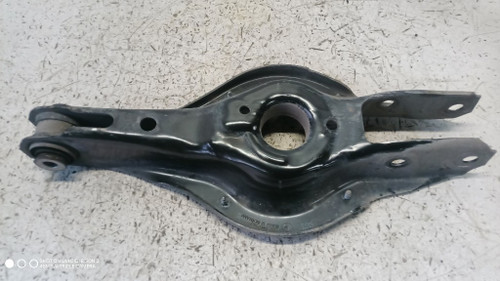 BMW SERIE 1 «F20» BERLINA (2015) ASSALE BRACCIO OSCILLANTE (ANT INF.) POST. DX. USATO Da 2015 in poi [[290095]]