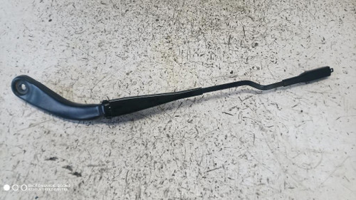 BMW SERIE 1 «F20» BERLINA (2015) CRISTALLI BRACCIO TERGICRISTALLO PARABREZZA SX. USATO Da 2015 in poi [[290162]]