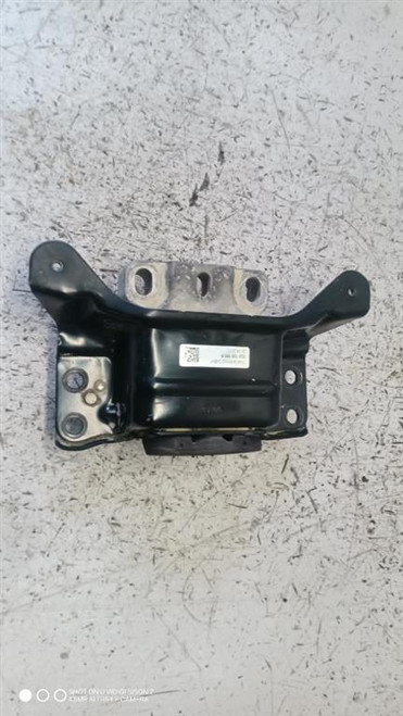 VOLKSWAGEN GOLF «VII» (2017) MOTORE SUPPORTO GOMMA MOTORE (LATO CAMBIO) SX. USATO Da 2016 A 2020 [[290197]]