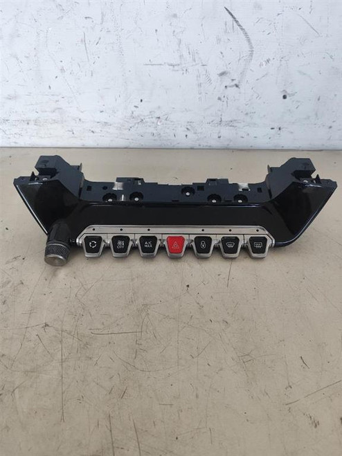 PEUGEOT 2008 «II» (2020) ALLESTIMENTI INTERNI PULSANTIERA MULTIFUNZIONE CENTRALE USATO Da 2020 A 2023 [[290379]]