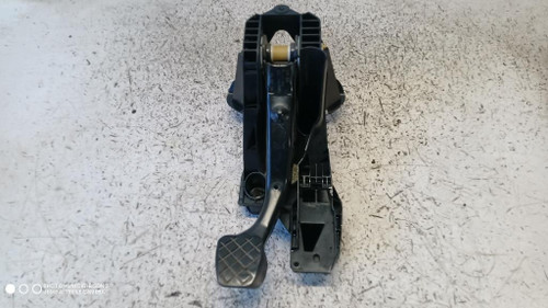 AUDI A3 «8VA» SPORTBACK (2012) IMPIANTO FRENANTE PEDALE FRENO USATO Da 2012 A 2015 [[289870]]